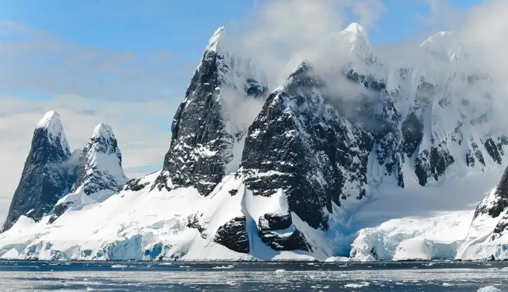 Imagen Deshielo de glaciares intensifica la pérdida de agua dulce, según estudio 