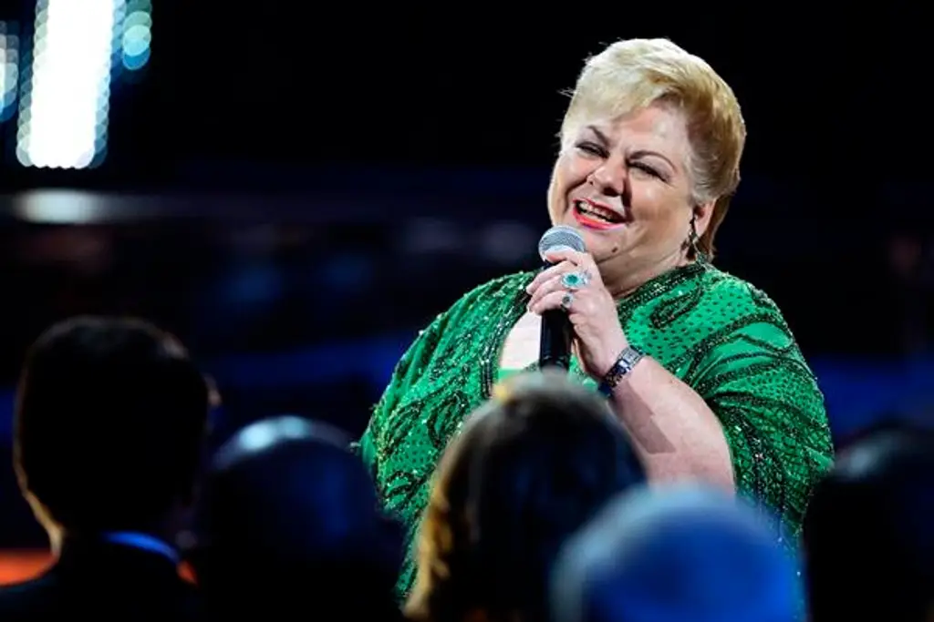 Imagen Pepe Aguilar y sus hijos rendirán tributo a Paquita la del Barrio en el Premio Lo Nuestro