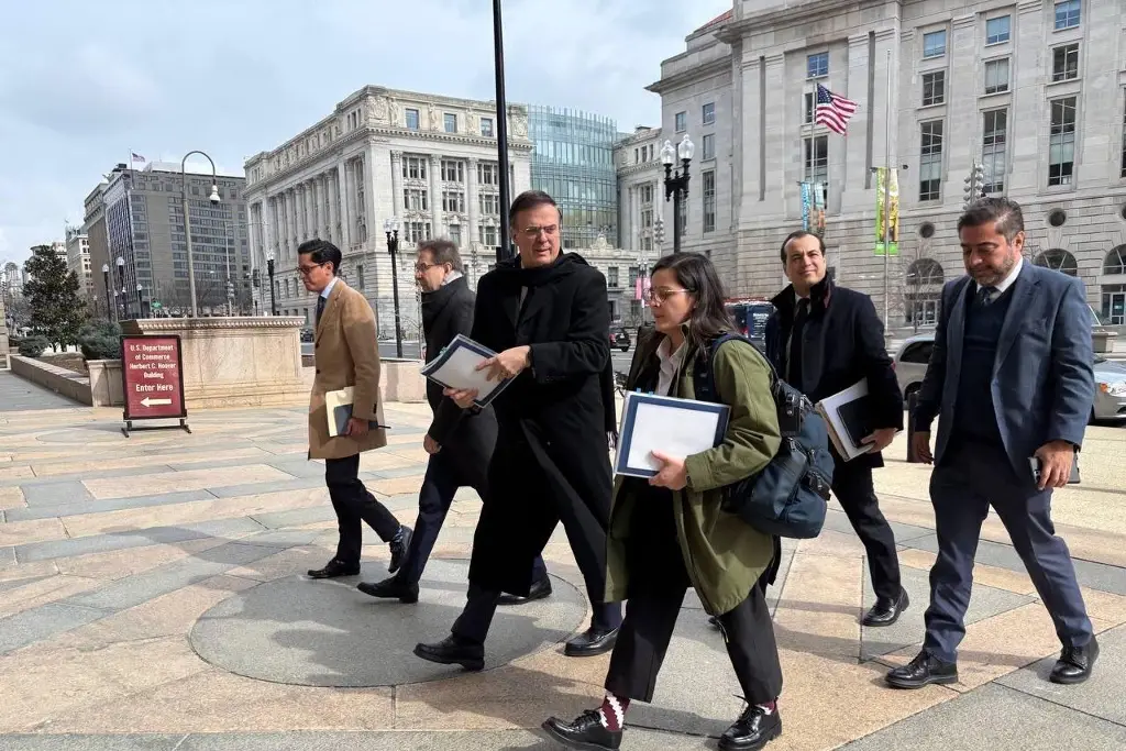 Imagen Marcelo Ebrard se reúne con secretario de Comercio de EU; destaca 'diálogo constructivo'