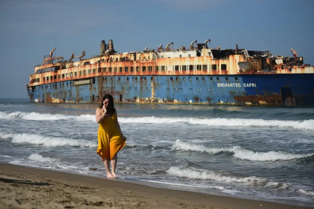 Imagen Se ha reportado varias veces el barco encallado en Alvarado