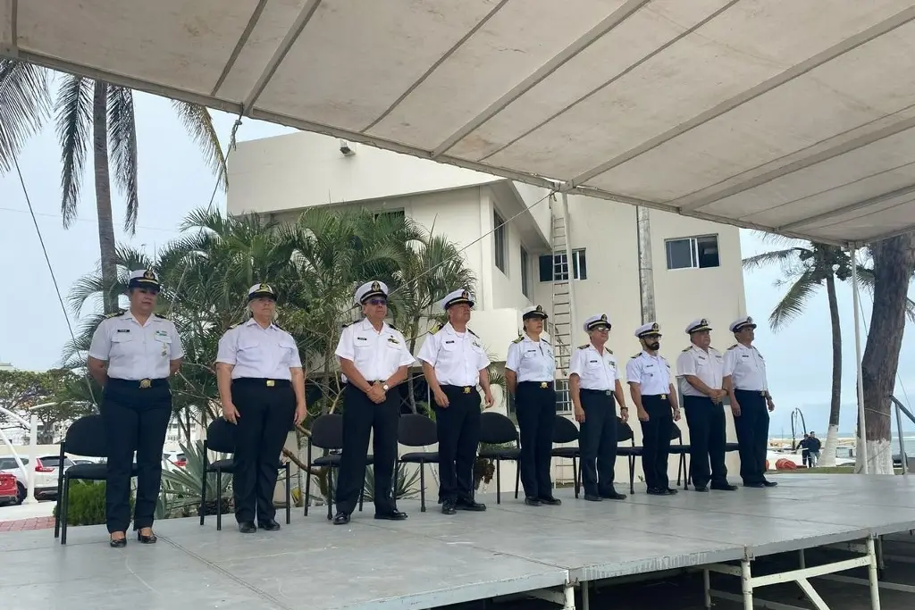 Imagen Cambian al director de la Escuela Náutica Mercante de Veracruz 