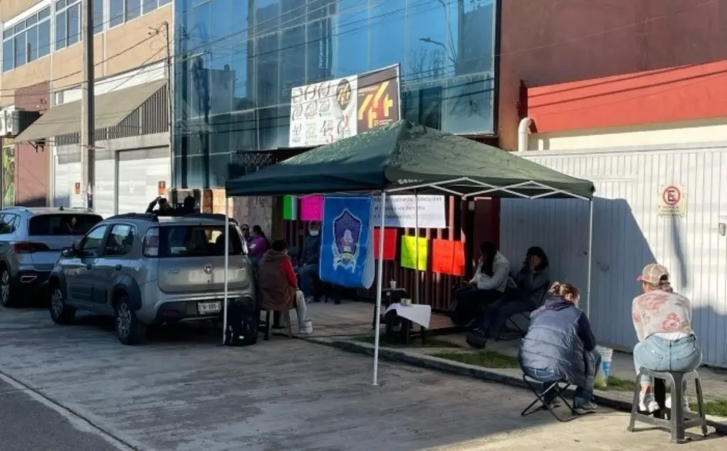 Imagen Sindicatos amplían protestas a delegaciones de la SEV