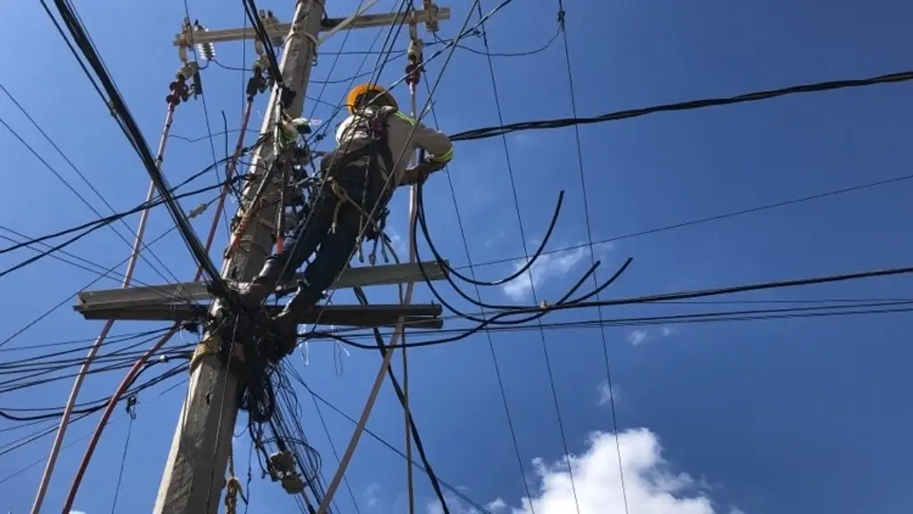 Imagen Este es el trabajo que lleva a cabo CFE en el centro de Veracruz