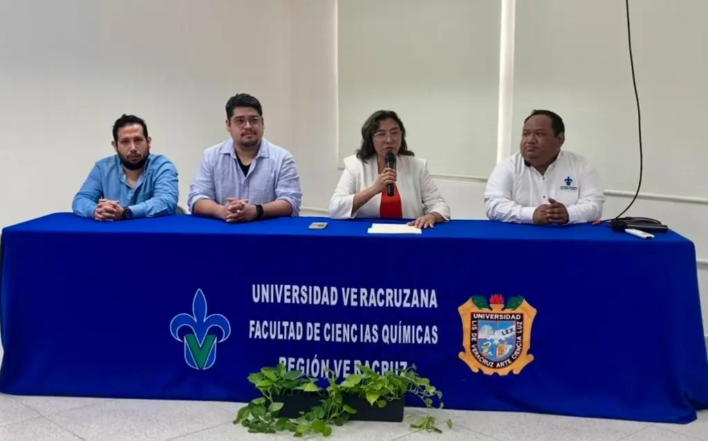 Imagen La facultad de Ciencias Químicas de la UV da a conocer la apertura de una nueva carrera en la región Veracruz