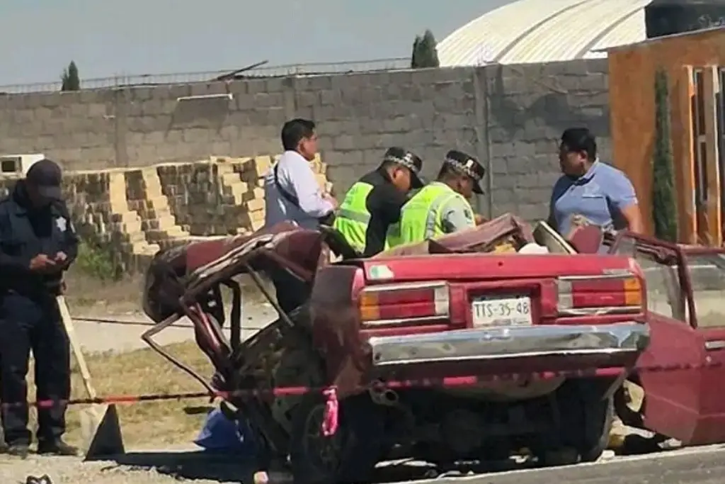 Imagen Al menos tres muertos deja fatal accidente carretero en Puebla