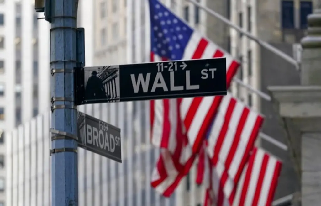Imagen Wall Street se desploma con entrada en vigor de aranceles a Canadá y México