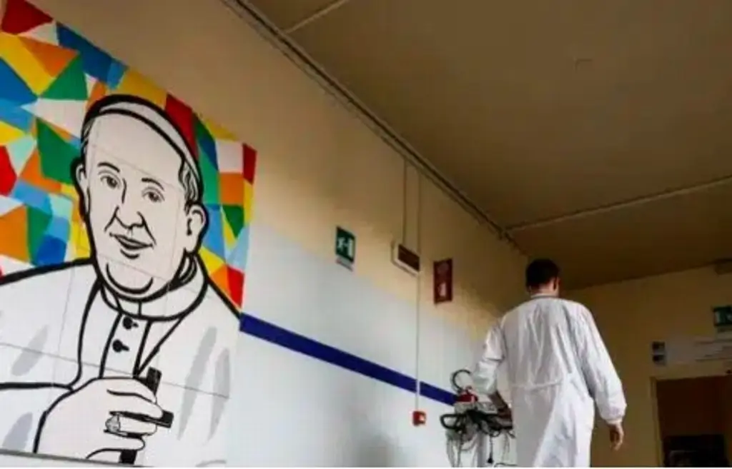 Imagen Papa Francisco celebra el Miércoles de Ceniza con fisioterapia motora en hospital