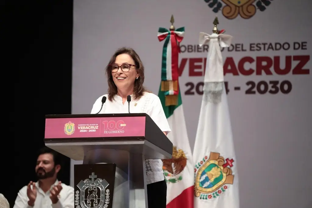 Imagen Rocío Nahle anuncia inversiones en Veracruz - Boca del Río; garantiza puentes 