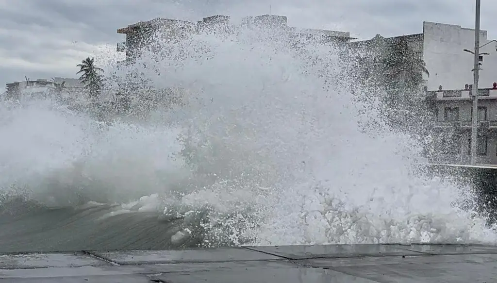 Imagen Superan los 115 km/h rachas de viento por evento de norte en Veracruz