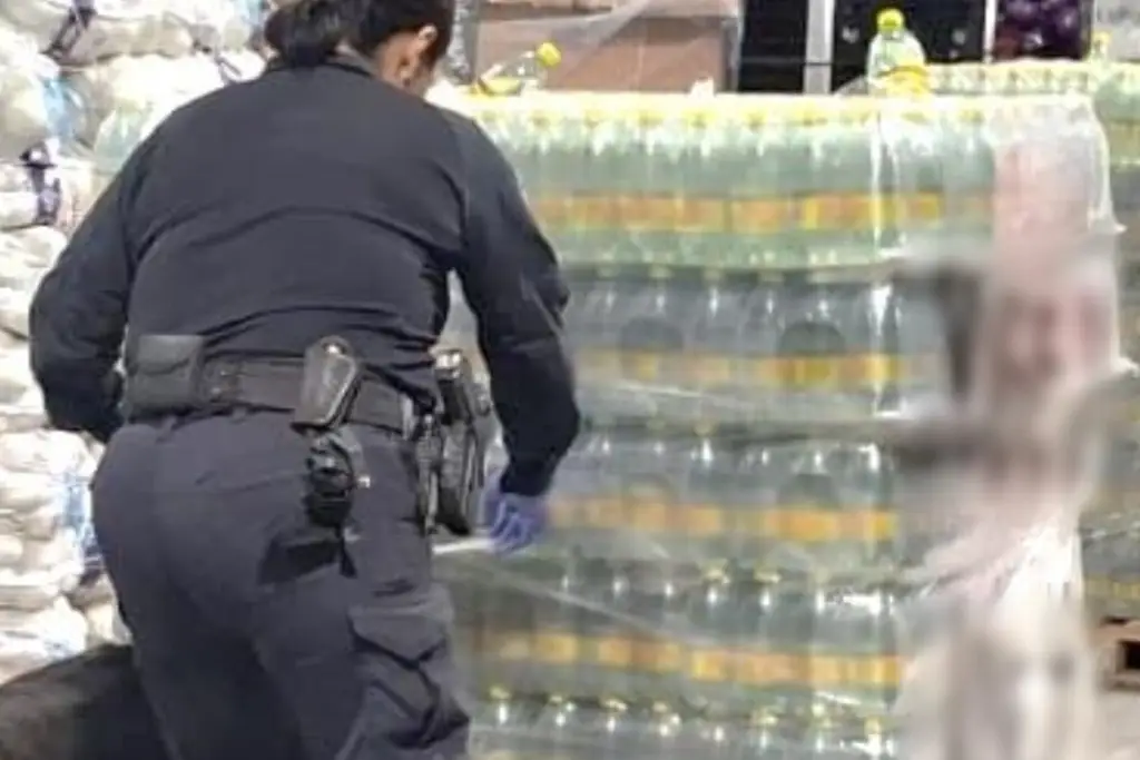 Imagen Aseguran más de una tonelada de metanfetamina oculta en botellas de agua