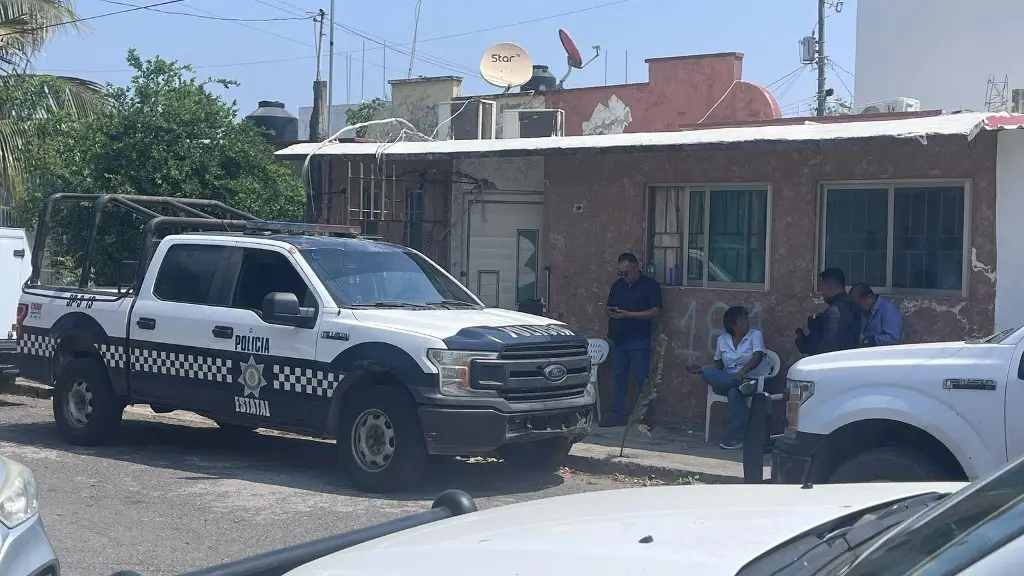 Imagen Fuerte movilización policiaca en Condado Valle Dorado en Veracruz