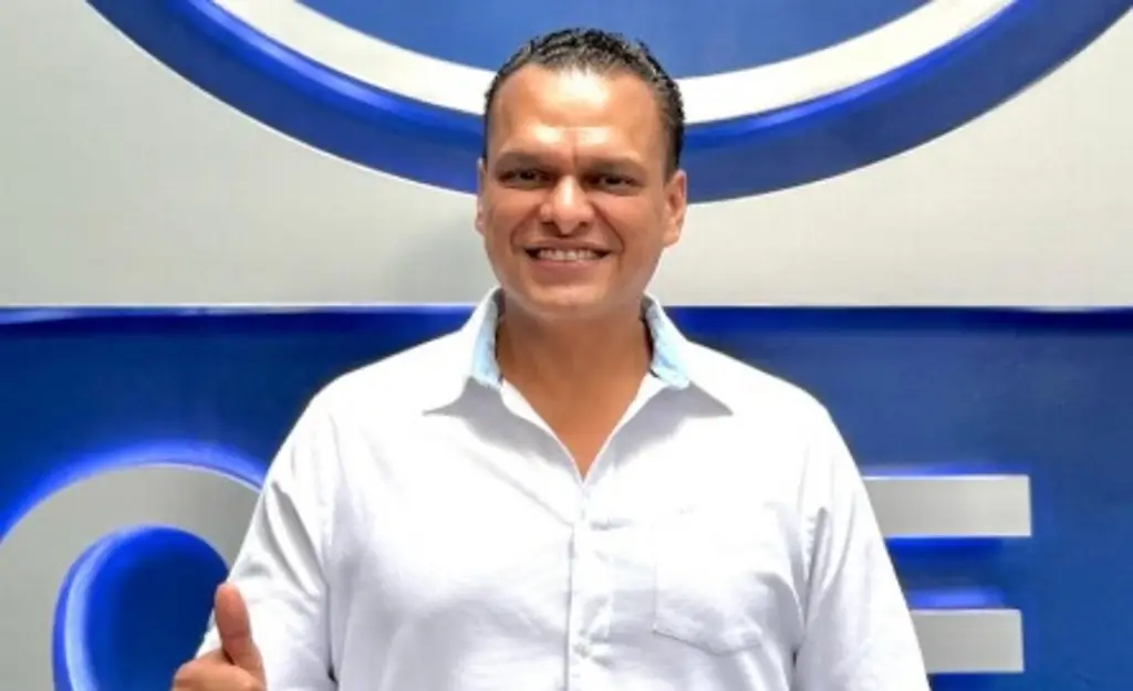 Imagen Gustavo Almaraz se convierte en el candidato del PAN a la alcaldía de Medellín de Bravo