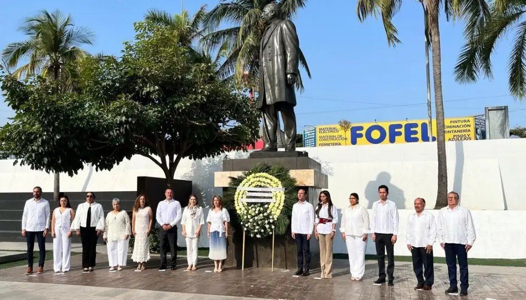 Imagen Conmemoran el natalicio de Benito Juárez en Boca del Río 