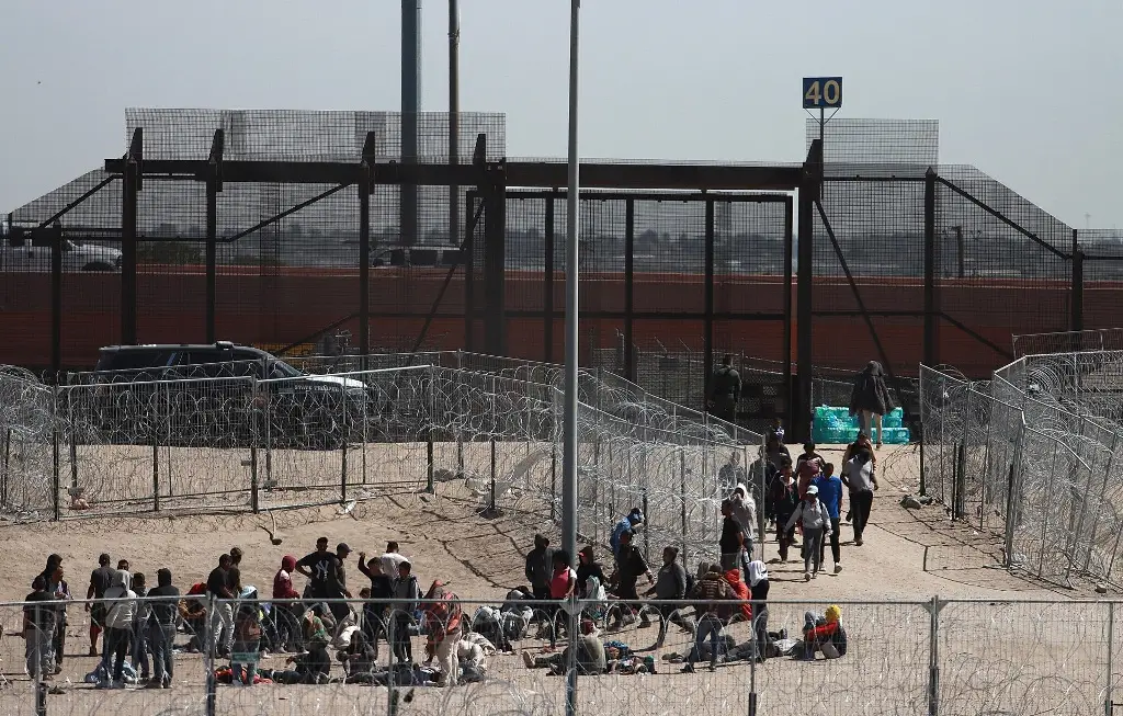 Imagen Trump presume 99.999 por ciento menos migrantes en frontera con México