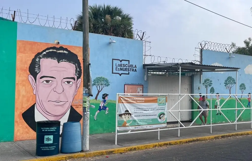 Imagen Festejan día del niño sin piñatas ni dulces en esta escuela de Veracruz 