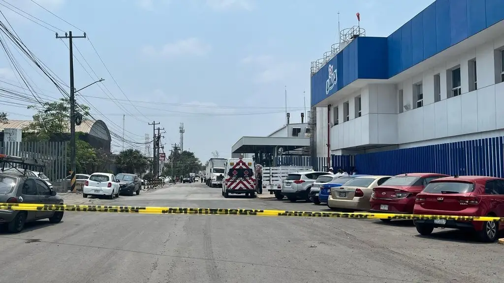 Imagen Se registra explosión al interior de las instalaciones de la empresa Lala en Veracruz, habría un fallecido
