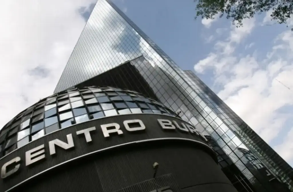 Imagen Bolsa mexicana acumula pérdida semanal del 1.6% luego de tres semanas positivas