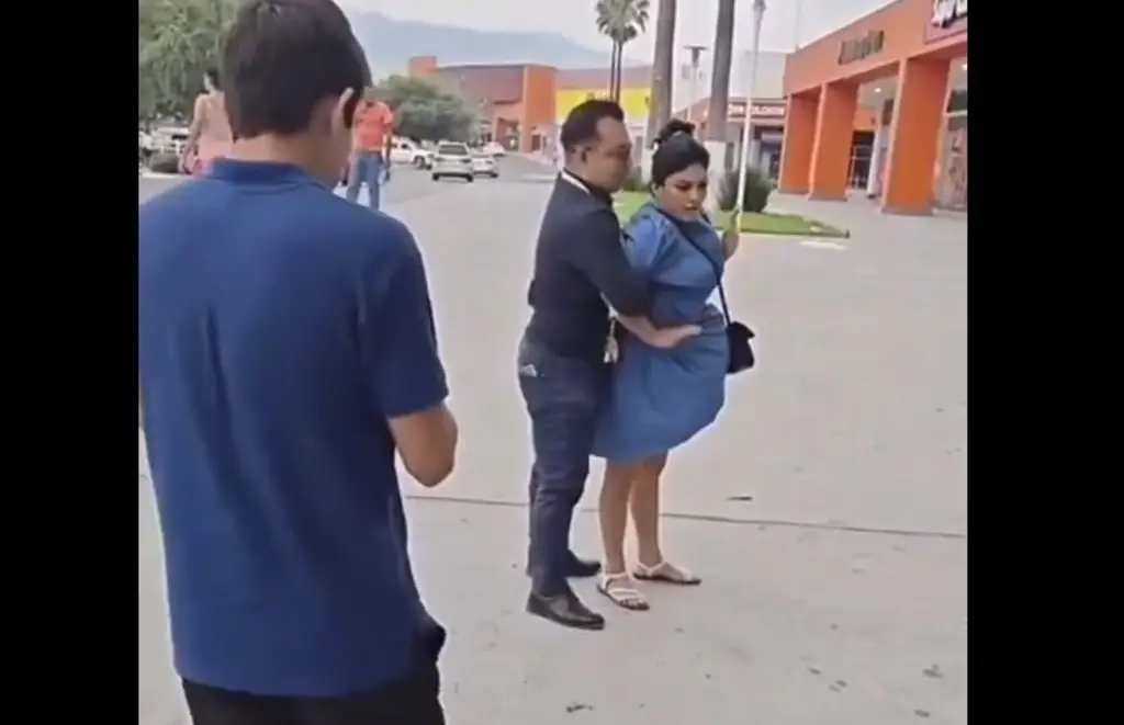 Imagen Mujer finge embarazo para robar decenas de prendas de tienda departamental (+Video)