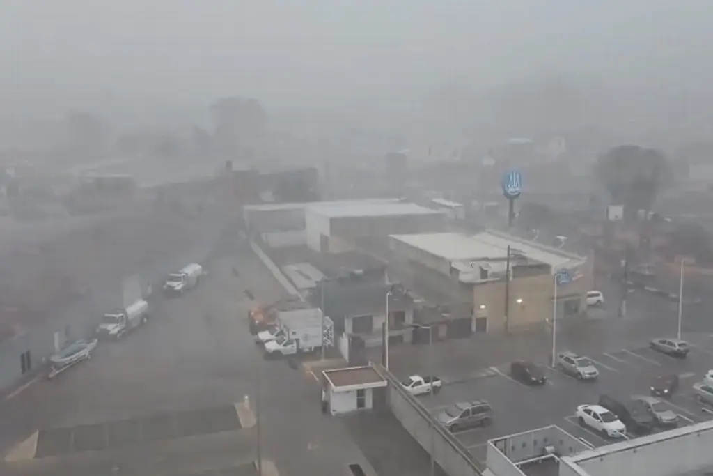 Imagen Cae fuerte lluvia y granizada en Xalapa, Veracruz (+Video)