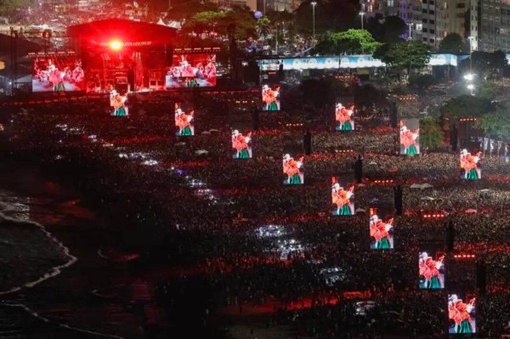 Imagen Lady Gaga rompe récord en Brasil; asisten más de 2 millones de personas a su concierto