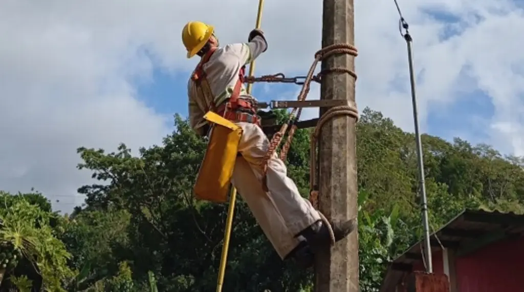 Imagen CFE se prepara para colocar más transformadores en colonias de Veracruz por ola de calor