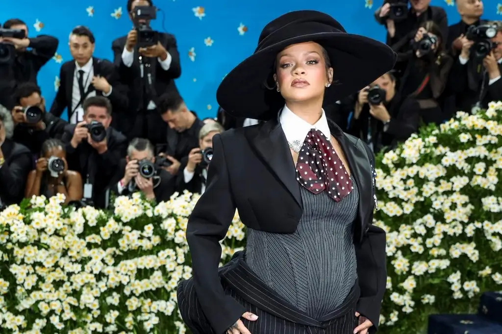 Imagen Rihanna anuncia su tercer embarazo