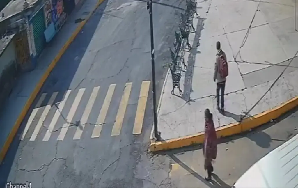 Imagen De 84 años muere atropellada por unidad de transporte público tras bajar