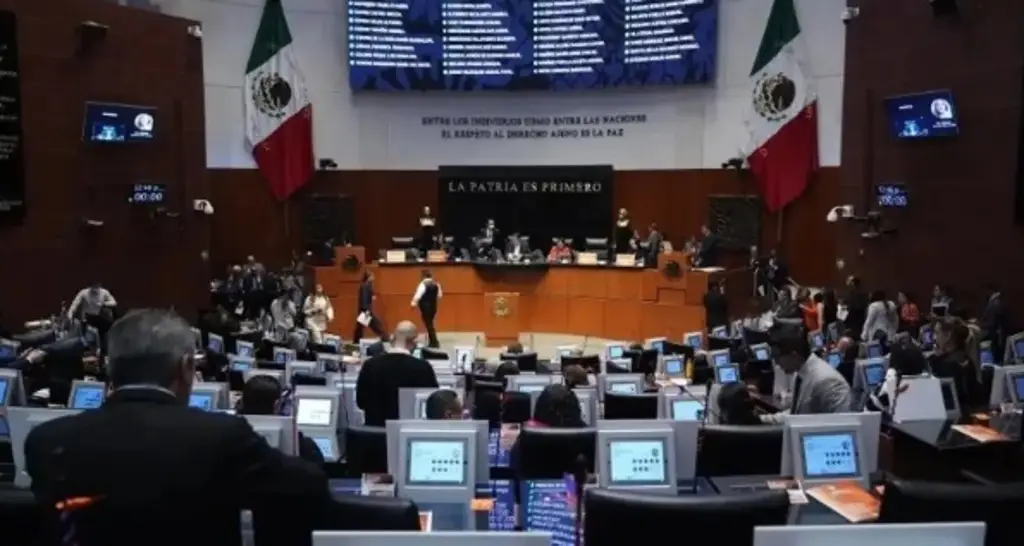 Imagen Pide Sheinbaum a senadores revisar informe de ASF sobre Fobaproa antes de crear comisión