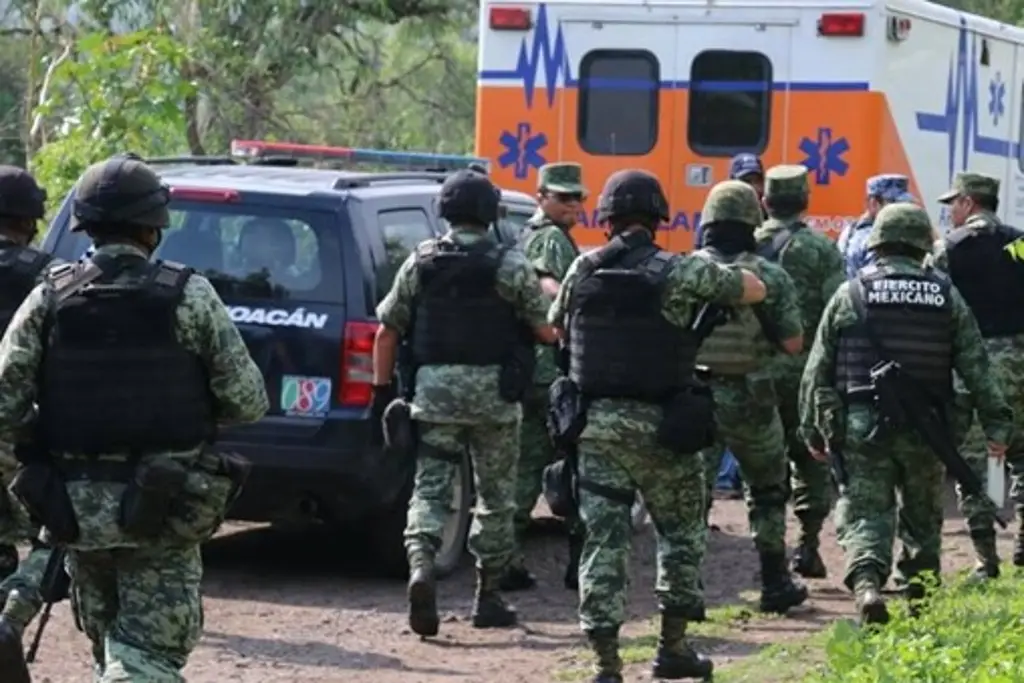 Imagen Atacan a balazos a militares en Michoacán, reportan 3 agresores abatidos