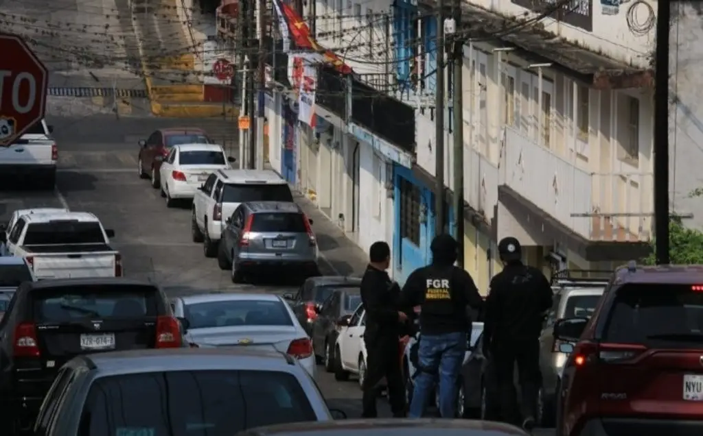 Imagen Realizan cateos en casas del centro de Córdoba, Veracruz; provoca asombro a la gente