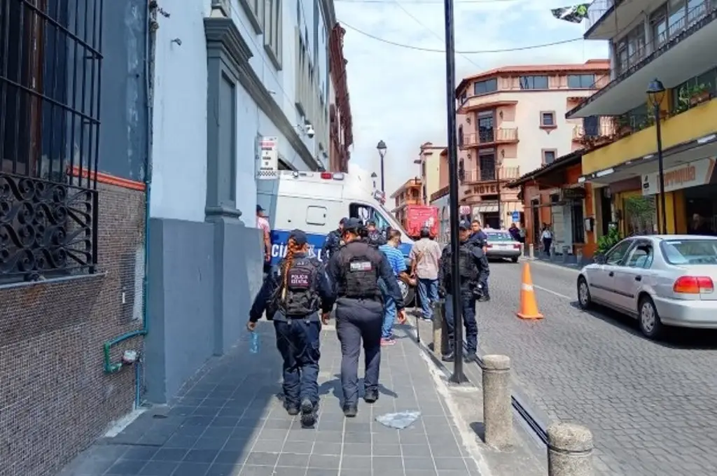 Imagen Por presunto secuestro, detienen a dos policías de la SSP de Veracruz