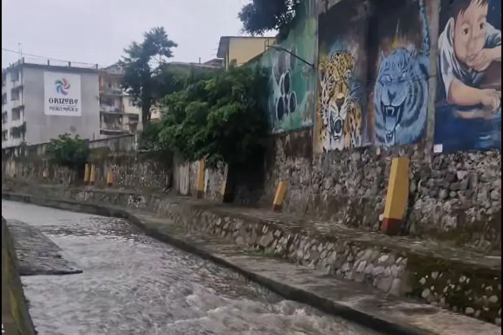 Imagen Río Orizaba registró aumento de su cauce por lluvias provocadas por frente frío 42