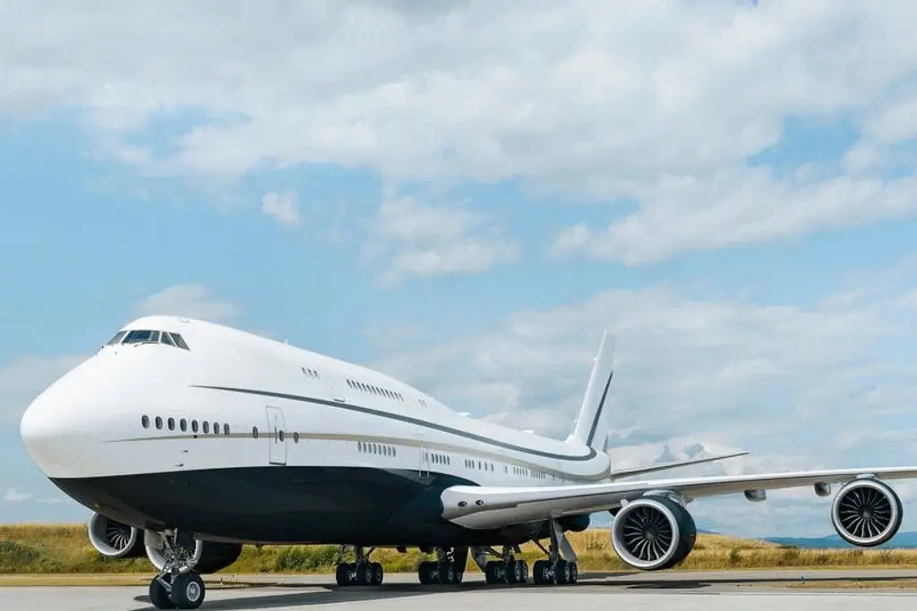 Imagen Estúpido, rechazar el avión regalado por Catar; es un gran gesto: Trump