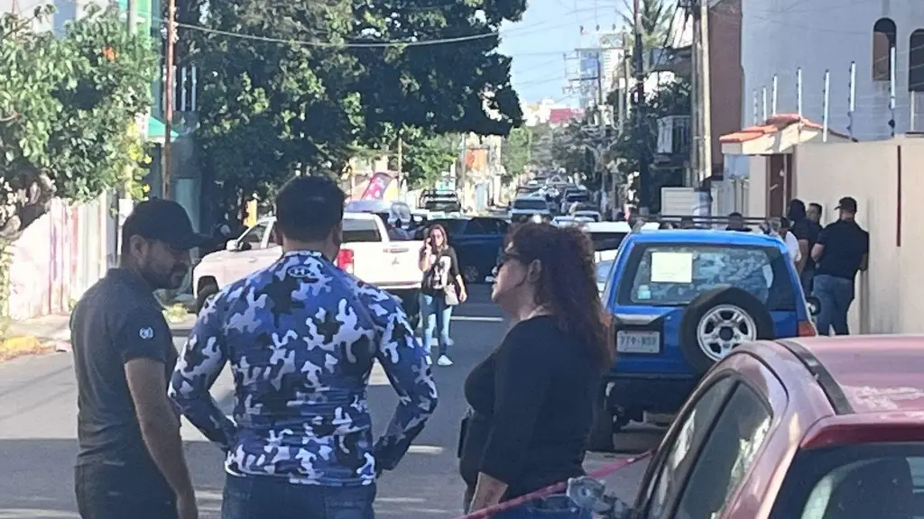 Imagen Identifican a policías caídos tras balacera en Vía Muerta en Boca del Río