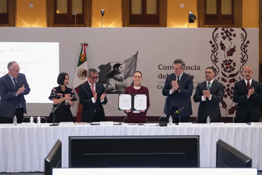Imagen Sheinbaum y empresarios renuevan Pacic para mantener canasta básica en 910 pesos