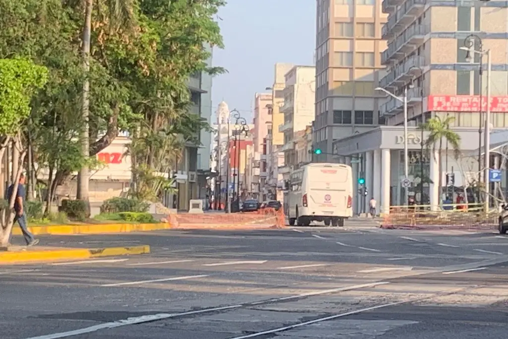 Imagen Reducción de carriles por el parque Zamora, en Veracruz 