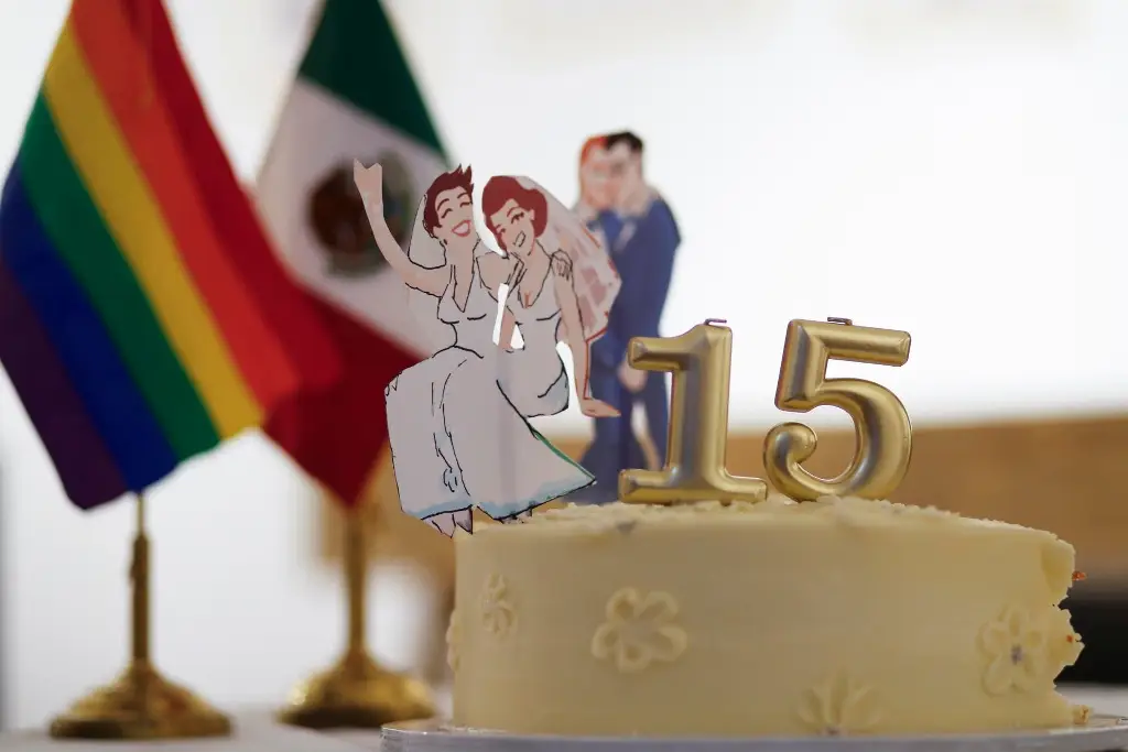 Imagen A 15 años del matrimonio igualitario en México, ONG denuncian falta de políticas públicas