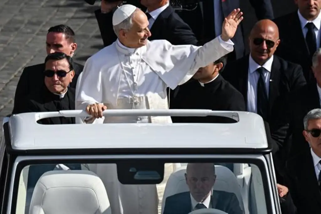 Imagen Cerca de 200 mil personas asisten a la misa de inicio de pontificado del papa León XIV
