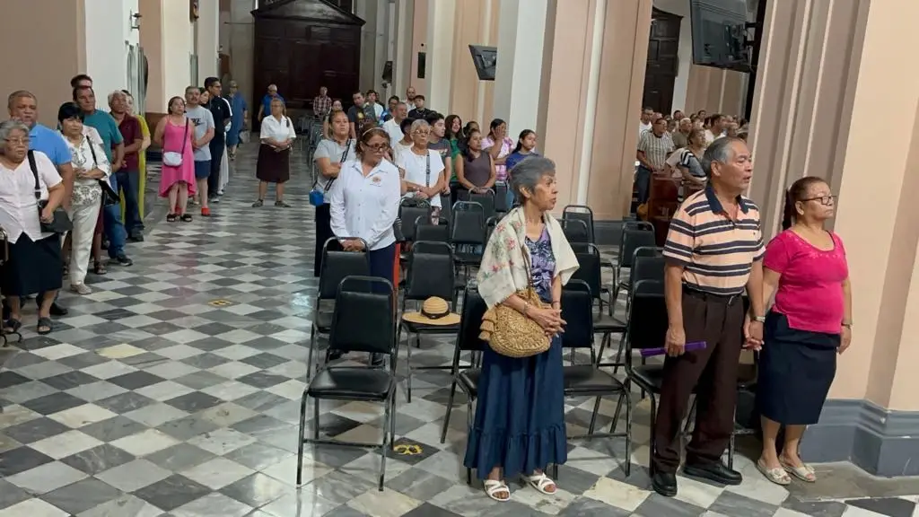 Imagen Baja asistencia de fieles a la catedral con obras en el centro Histórico de Veracruz: Párroco