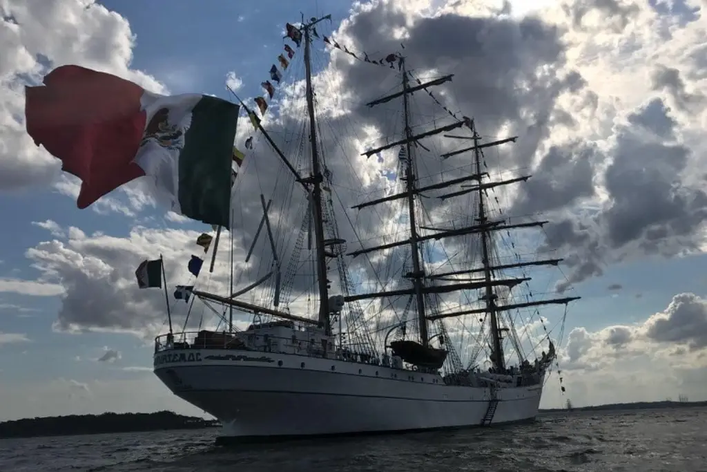 Imagen Marina brasileña lamenta accidente del buque Cuauhtémoc en Nueva York