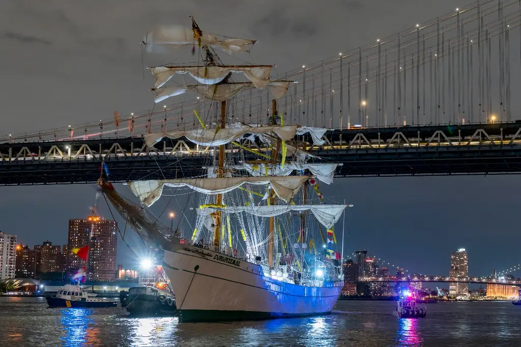 Imagen Autoridades de EU revelan nuevos detalles sobre accidente de buque Cuauhtémoc en NY