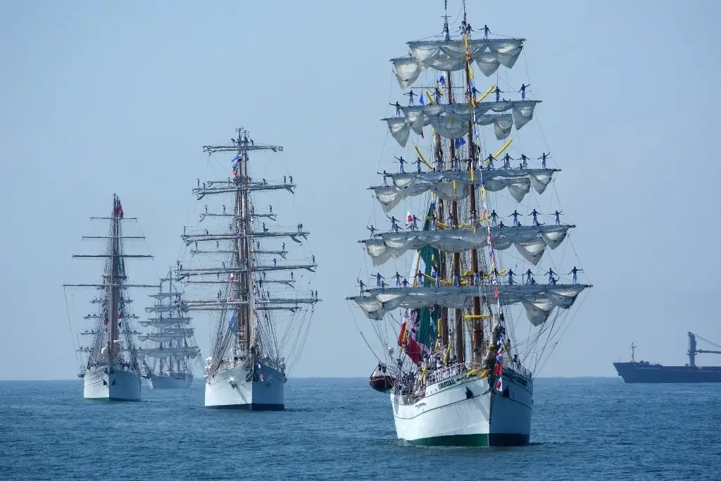 Imagen Estos son los buques hermanos del velero Cuauhtémoc 