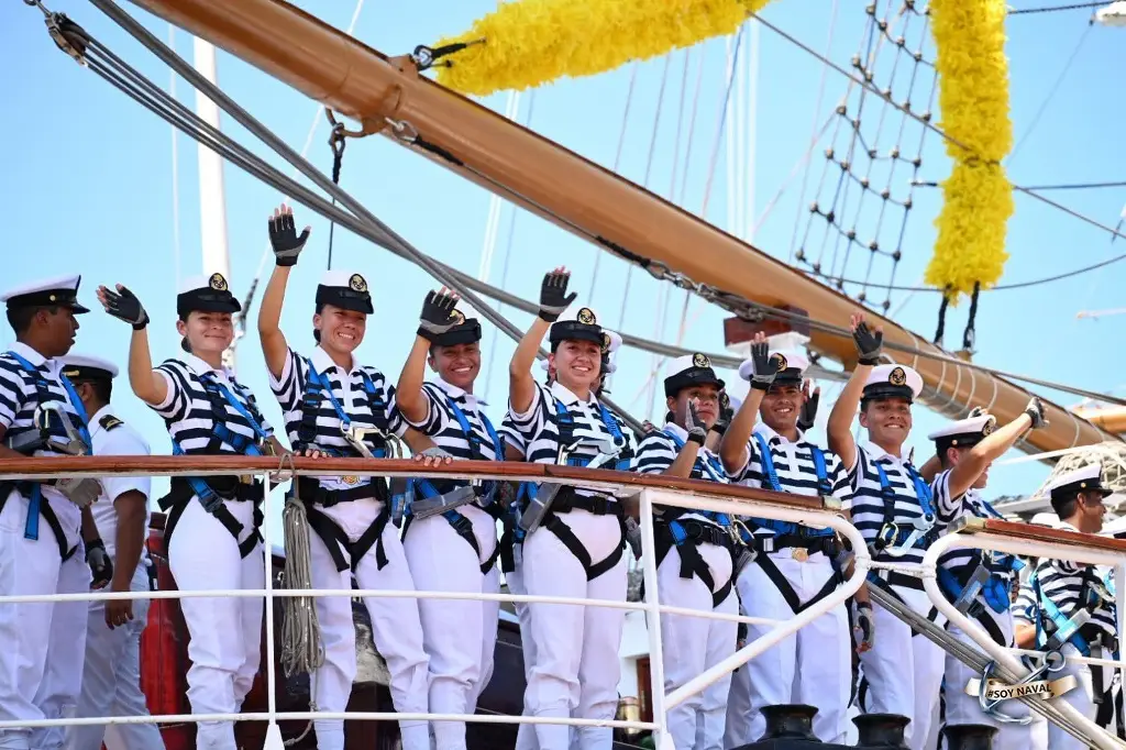 Imagen Así zarpó de Acapulco con 147 cadetes el Buque Escuela “Cuauhtémoc” previo a tragedia en Nueva York