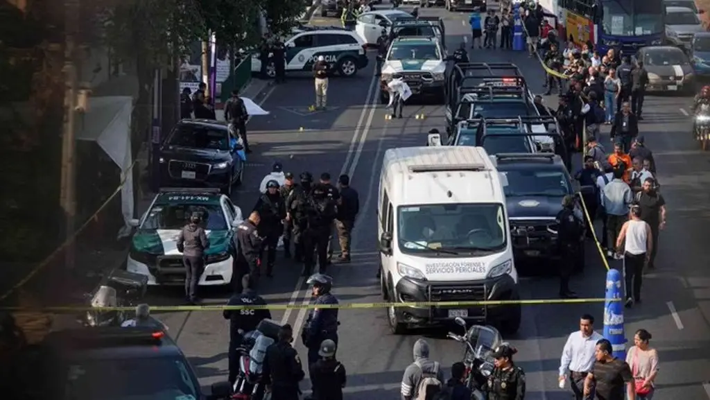 Imagen No habrá impunidad: Clara Brugada lamenta asesinato de su secretaria particular y asesor 