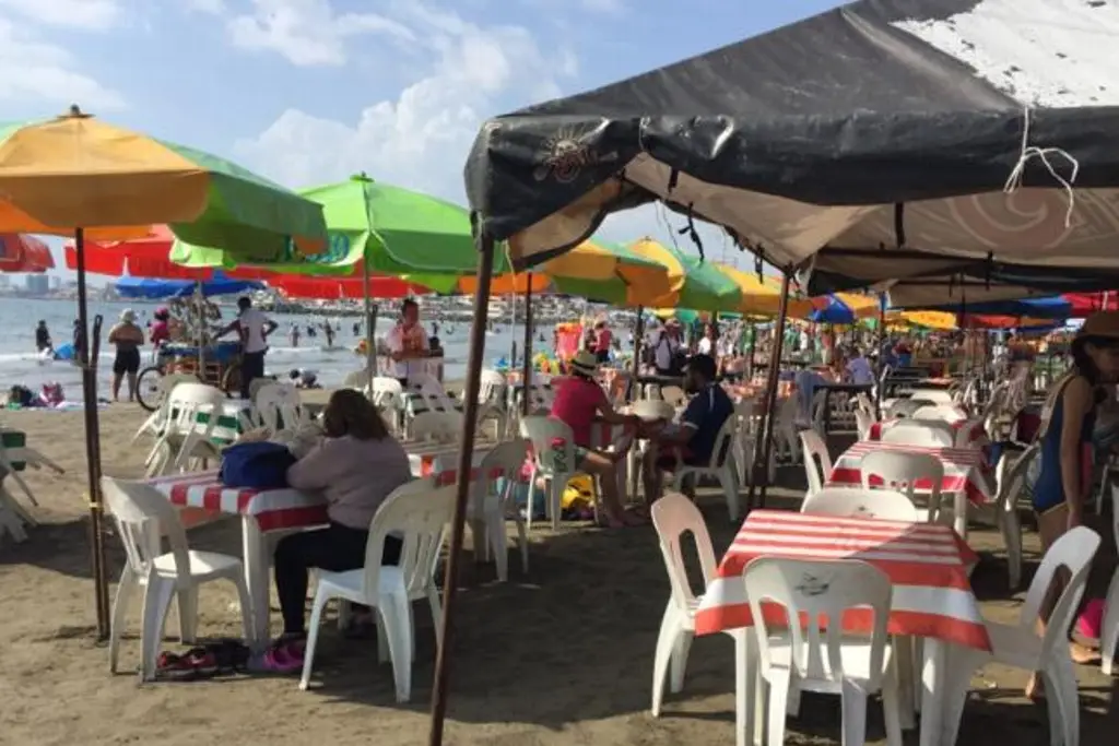 Imagen Un palapero termina acuchillado tras riña en playa de Veracruz