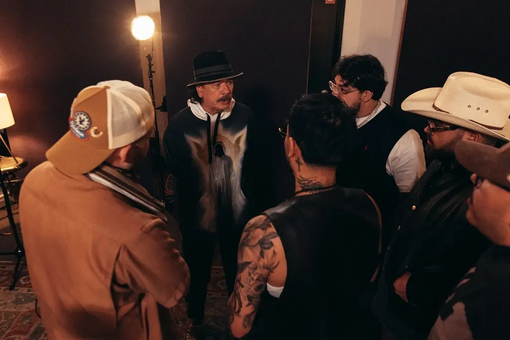 Imagen Carlos Santana lanza su primer tema norteño con Grupo Frontera (+Video)