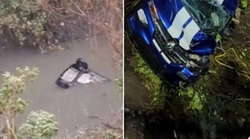Imagen Mueren 5 estudiantes tras caer auto en el que viajaban en aguas residuales en Cuautitlán