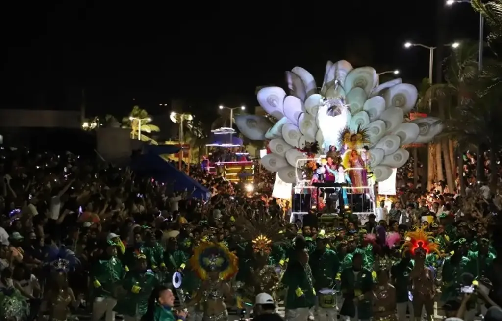 Anuncian a famosa actriz para desfile del Carnaval de Veracruz 2025 (+Video)