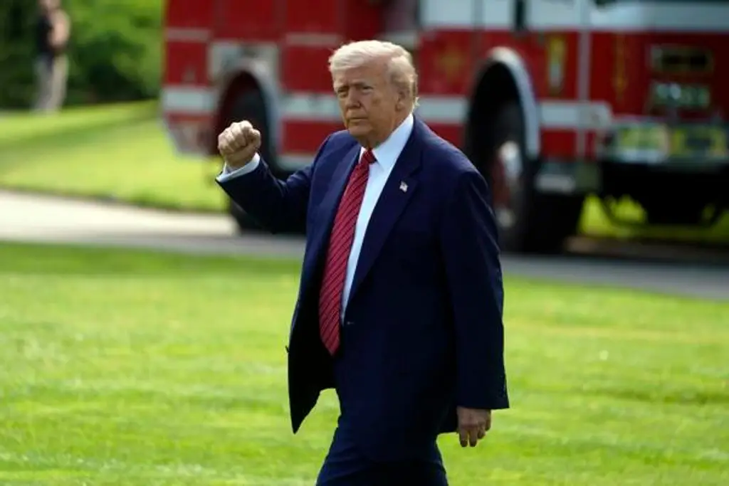 Imagen Donald Trump firma órdenes ejecutivas para impulsar el desarrollo de la energía nuclear