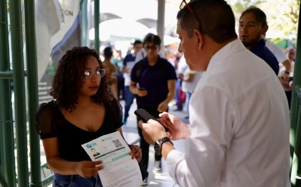 Imagen UV busca ampliar matrícula; más de 45 mil presentan examen para obtener un lugar